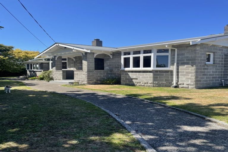 Photo of property in 69 Paynters Avenue, Strandon, New Plymouth, 4312