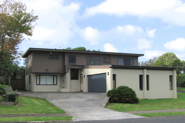 Photo of property in 30 Galvan Avenue, Sunnyhills, Auckland, 2010