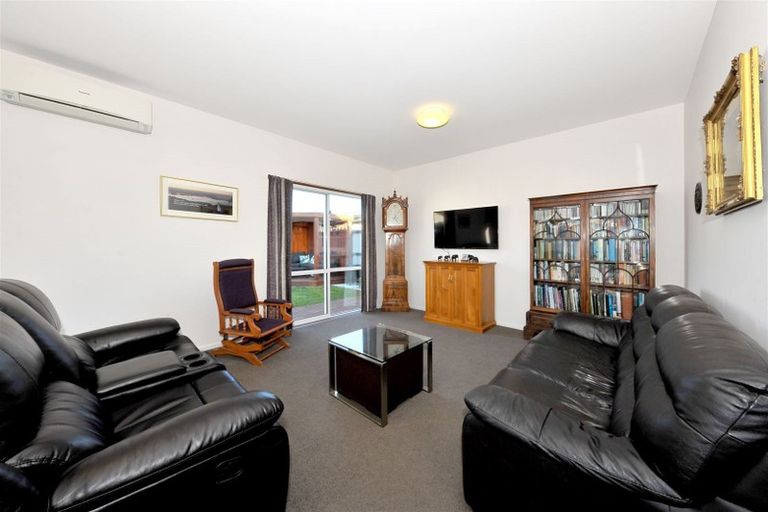 Photo of property in 51 Rydal Street, Hoon Hay, Christchurch, 8025
