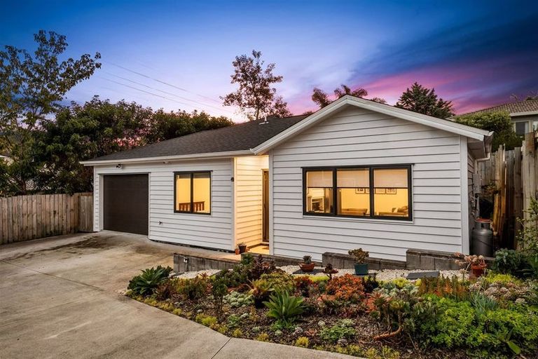 Photo of property in 15a Reynella Drive, Massey, Auckland, 0614