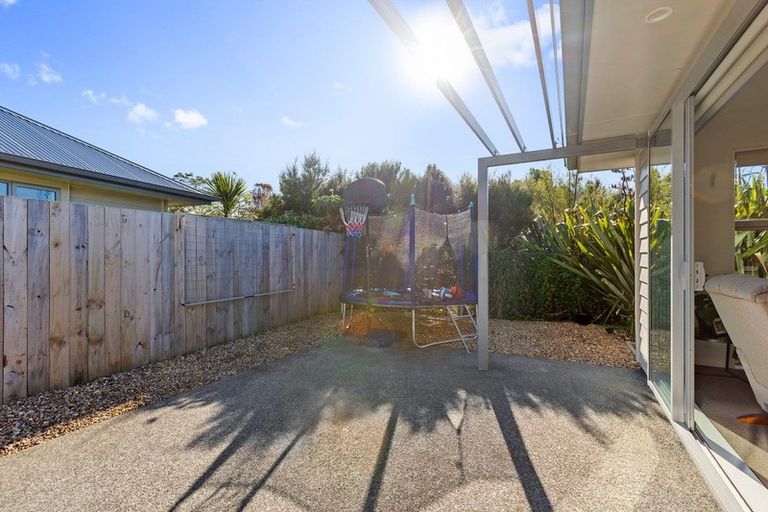 Photo of property in 19 Fairwater Road, Warkworth, 0910