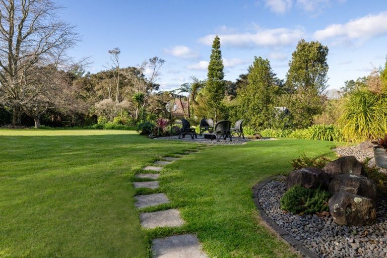 Photo of property in 37 Canon Road, Tanners Point, Katikati, 3170