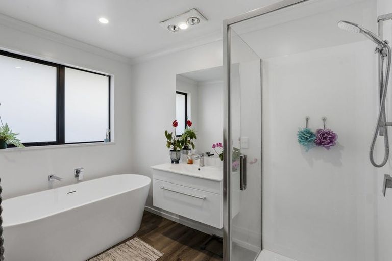 Photo of property in 10 Hapua Lane, Pegasus, 7612