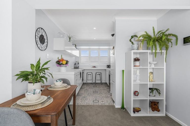 Photo of property in 3/22 Cliff Road, Tauranga, 3110