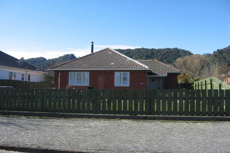 Photo of property in 43 Firth Street, Cobden, Greymouth, 7802