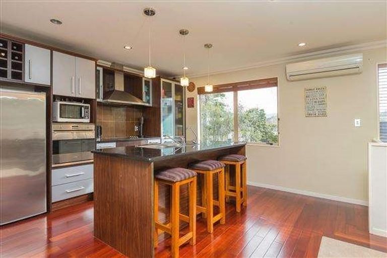 Photo of property in 9 Hornsey Avenue, Henderson, Auckland, 0612