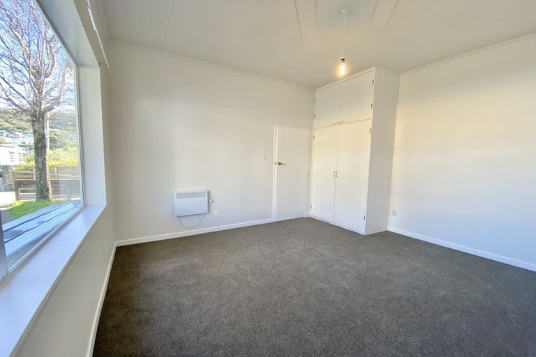 Photo of property in 18 Tamar Street, Island Bay, Wellington, 6023
