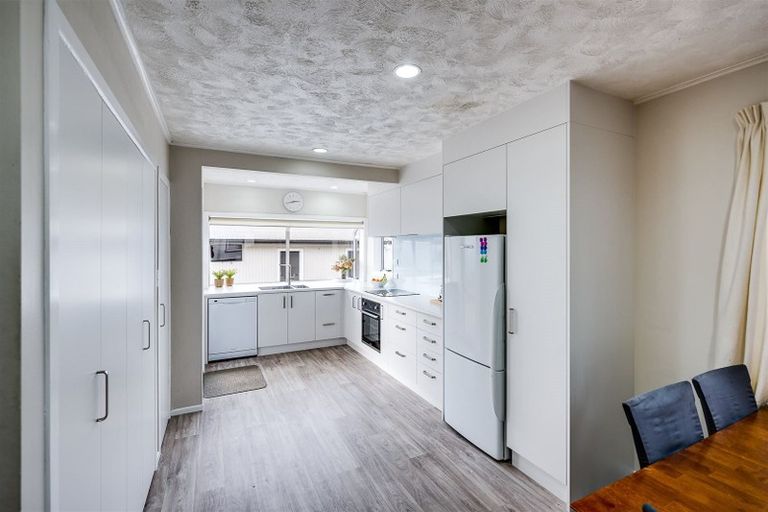 Photo of property in 53 O'dowd Road, Taradale, Napier, 4112