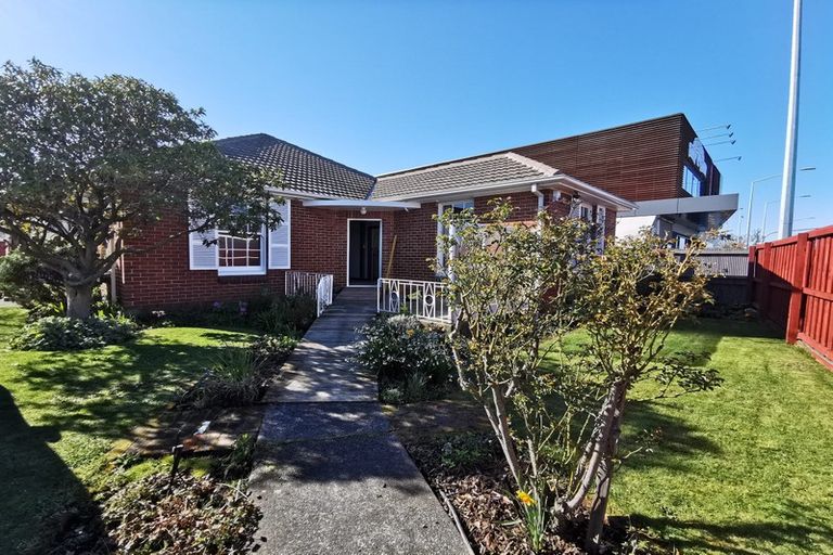 Photo of property in 256 Cranford Street, St Albans, Christchurch, 8052