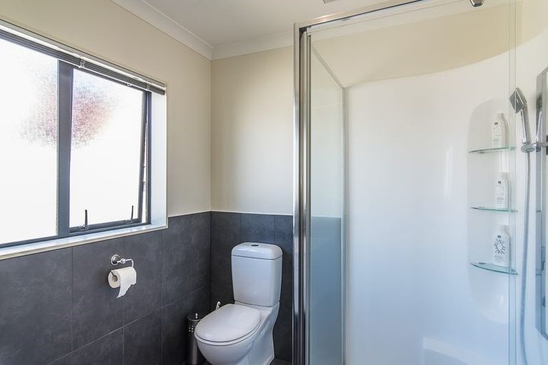 Photo of property in 65 Kotuku Drive, Paraparaumu Beach, Paraparaumu, 5032