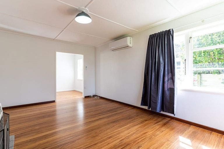 Photo of property in 22 Moheke Avenue, Roslyn, Palmerston North, 4414
