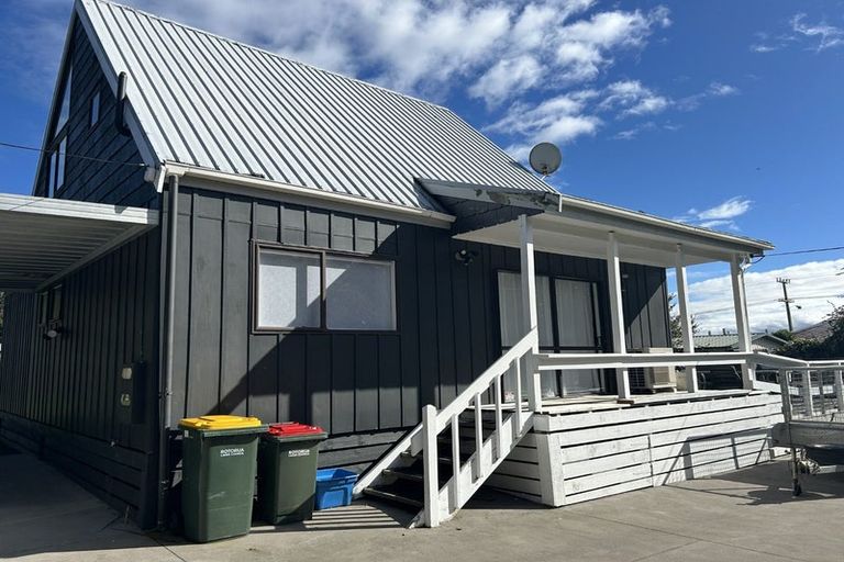 Photo of property in 4 Lake Okataina Road, Lake Okataina, Rotorua, 3074