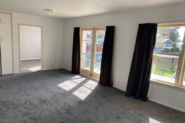Photo of property in 13 Walsh Street, Forest Lake, Hamilton, 3200