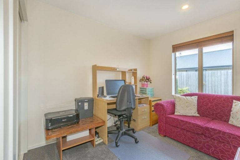 Photo of property in 26 Merrilees Place, Linwood, Christchurch, 8062