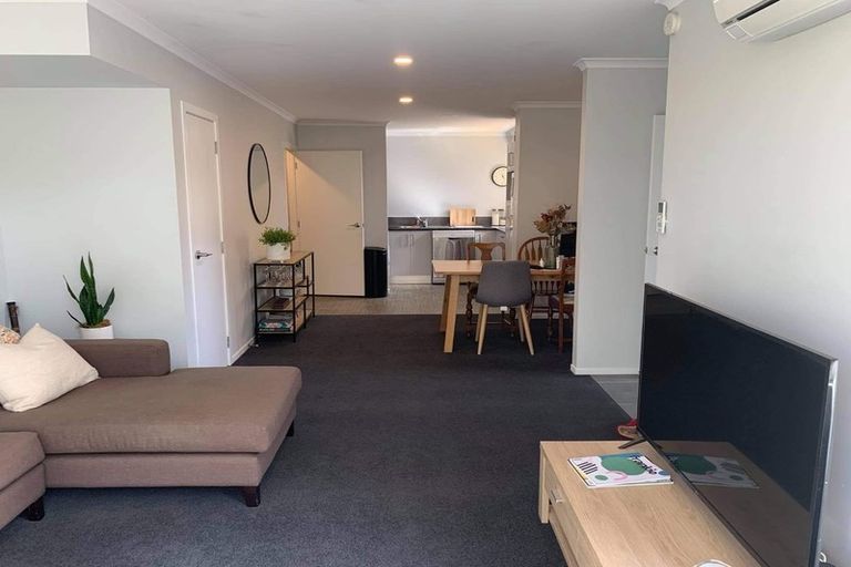 Photo of property in 52u2 Cook Street, Hamilton East, Hamilton, 3216