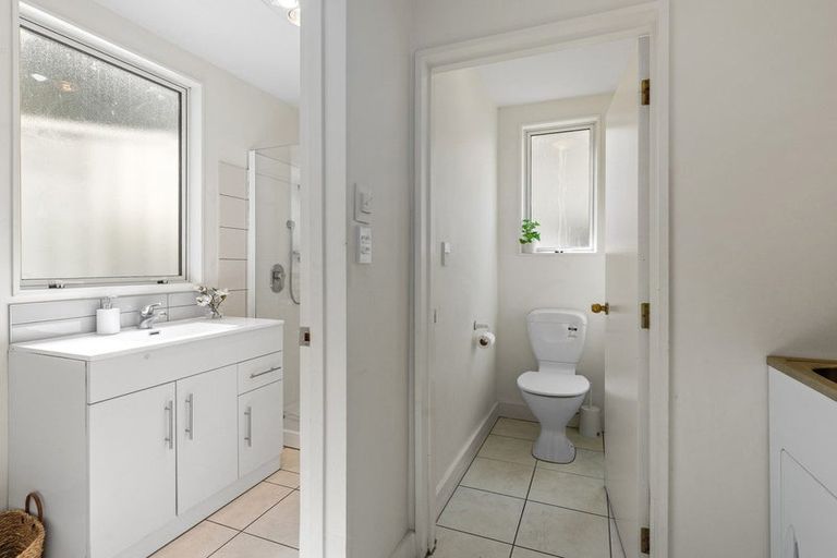 Photo of property in 32 Dart Place, Fernhill, Queenstown, 9300
