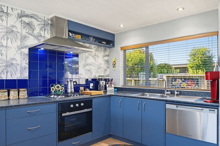 Photo of property in 11 Fishermans Drive, Coastlands, Whakatane, 3120
