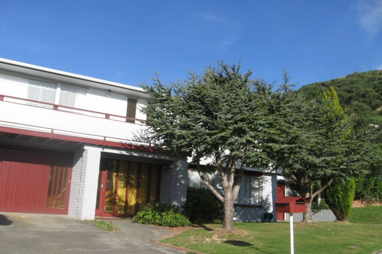 Photo of property in 1 The Anchorage, Whitby, Porirua, 5024