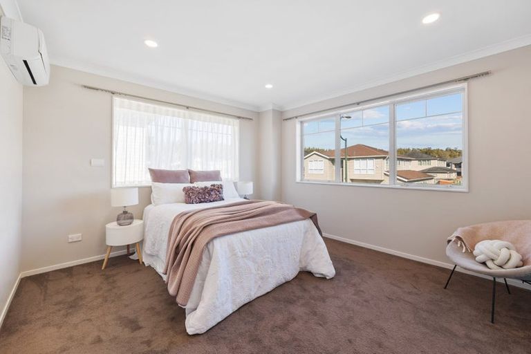 Photo of property in 5 Creggan Crescent, Flat Bush, Auckland, 2019