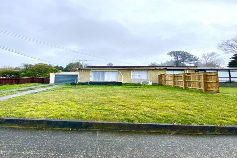 Photo of property in 18f2- Hillside Drive, Maoribank, Upper Hutt, 5018