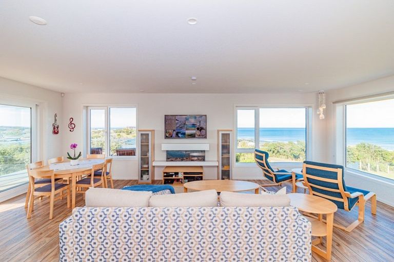 Photo of property in Ehaus, 42 Longbeach Drive, Castlecliff, Whanganui, 4501