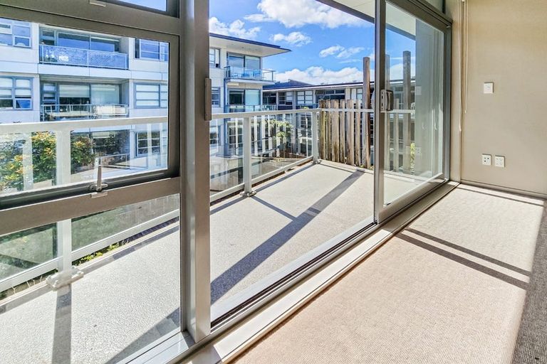 Photo of property in Revolucion Apartments, 303s/28 Torrens Terrace, Mount Cook, Wellington, 6011