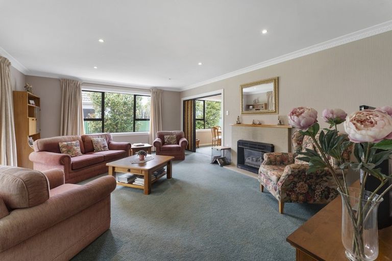 Photo of property in 33 Leistrella Road, Hoon Hay, Christchurch, 8025