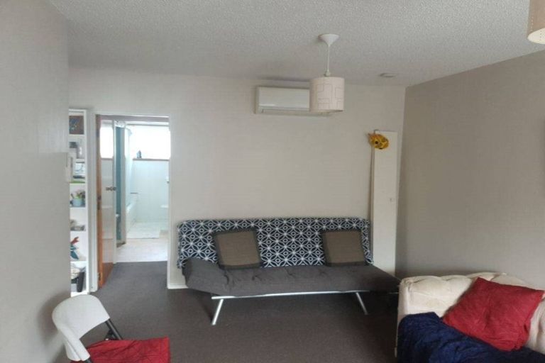 Photo of property in 2/95a Freyberg Street, Lyall Bay, Wellington, 6022