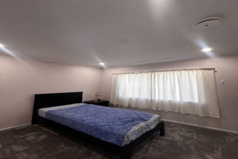 Photo of property in 10 Ambler Avenue, Glen Eden, Auckland, 0602