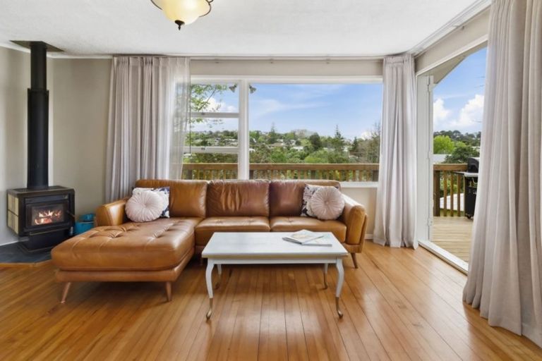 Photo of property in 4 Infidel Place, Torbay, Auckland, 0630