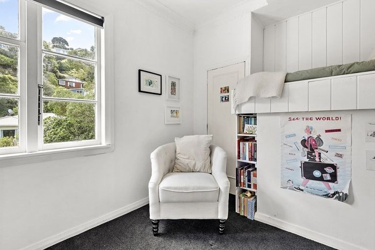 Photo of property in 100 Barnard Street, Wadestown, Wellington, 6012