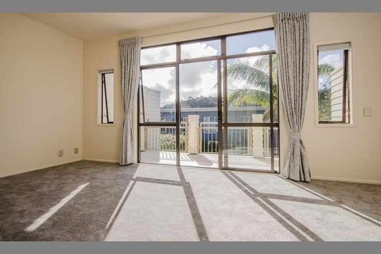 Photo of property in The Grange, 82/92 Bush Road, Albany, Auckland, 0632
