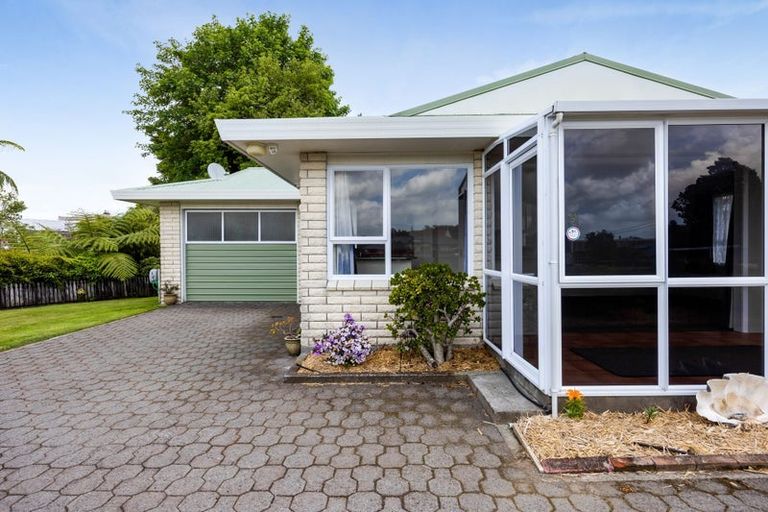 Photo of property in 9a Miro Street, Merrilands, New Plymouth, 4312
