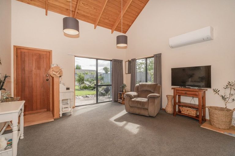 Photo of property in 1 Nicholas Avenue, Whitianga, 3510