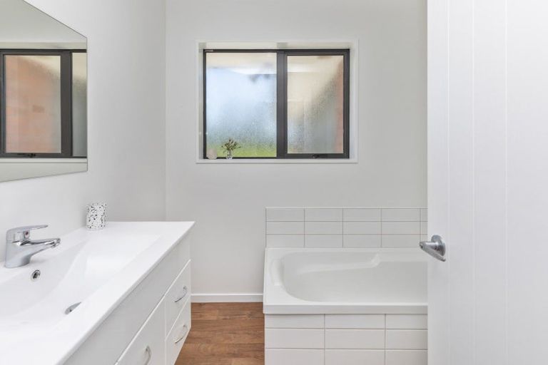 Photo of property in 2217 Old West Coast Road, Kirwee, Christchurch, 7671