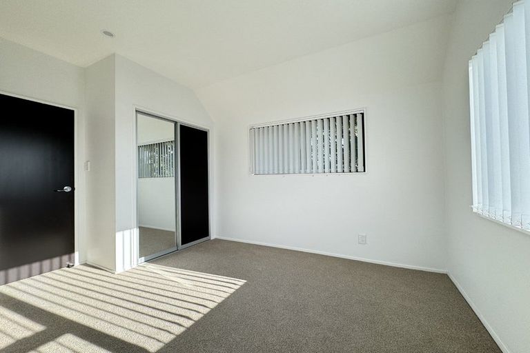 Photo of property in 64f3 Kaikoura Street, Maupuia, Wellington, 6022