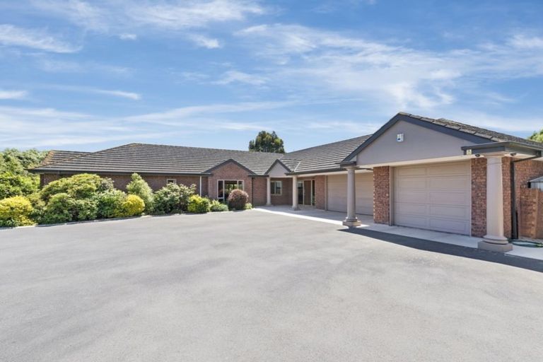 Photo of property in 37 Regent's Park Drive, Casebrook, Christchurch, 8051