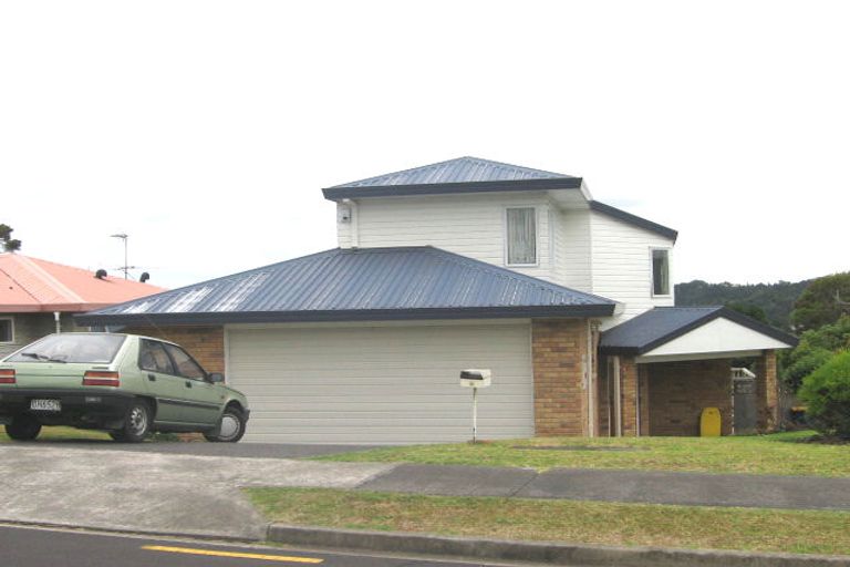 Photo of property in 8 Redfern Lane, Glenfield, Auckland, 0629