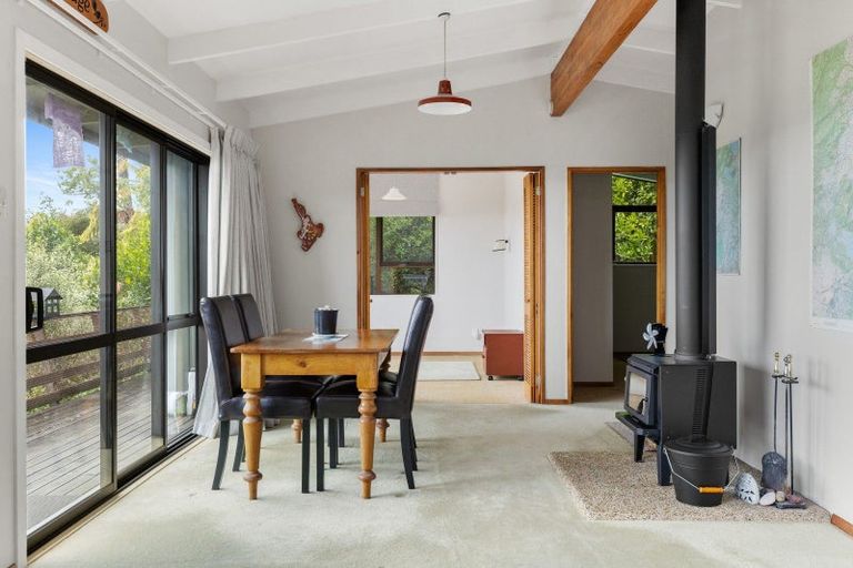 Photo of property in 20 Te Kuru Lane, Pukawa Bay, Turangi, 3381