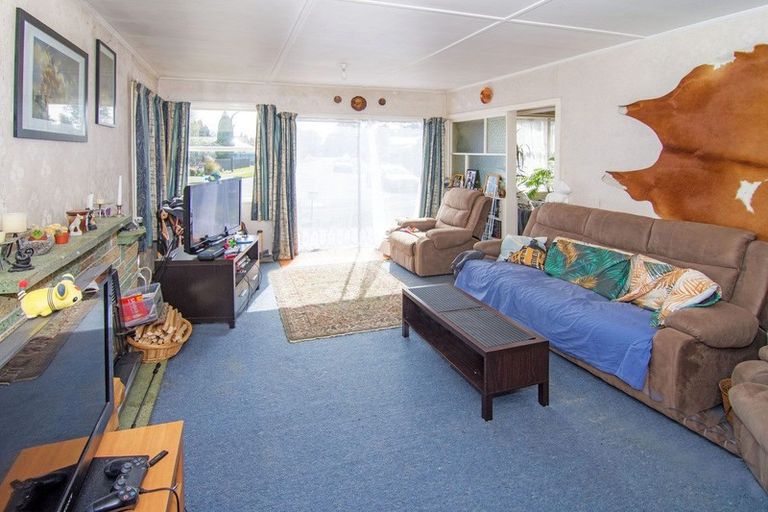 Photo of property in 13 Mabson Terrace, Masterton, 5810