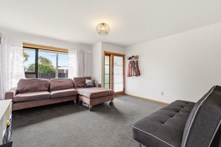 Photo of property in 4 Ontario Place, Wainoni, Christchurch, 8061