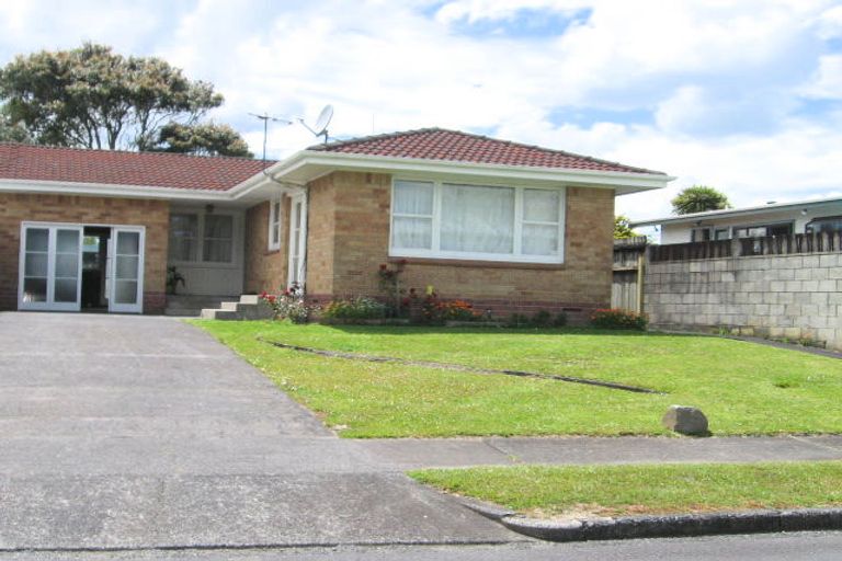 Photo of property in 6a Hooker Place, Papatoetoe, Auckland, 2025