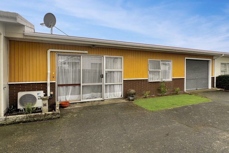 Photo of property in 2/222 High Street, Dannevirke, 4930