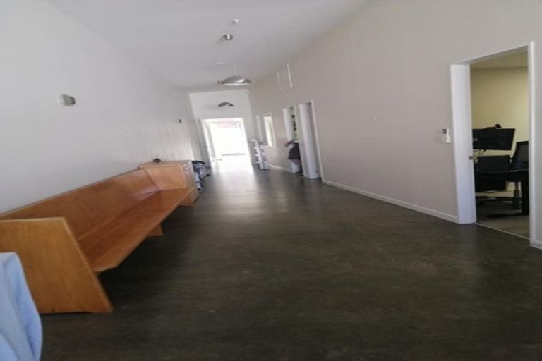 Photo of property in 25u4 Home Street, Mount Victoria, Wellington, 6011
