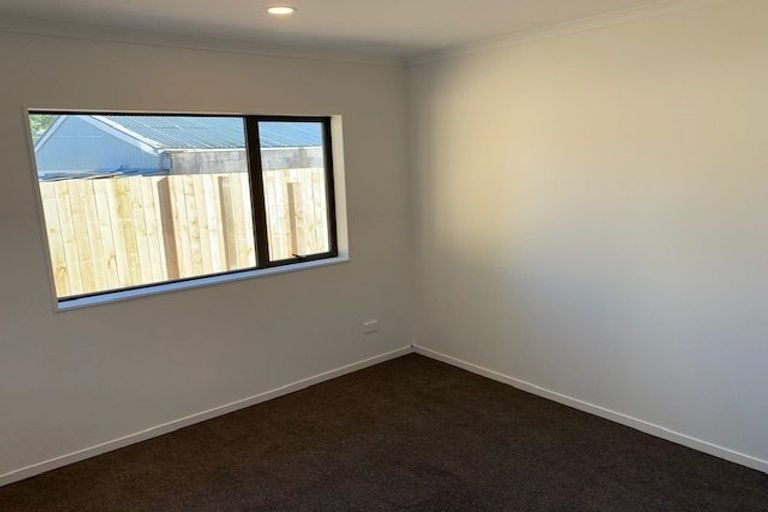 Photo of property in 35u2 Heath Street, Saint Andrews, Hamilton, 3200