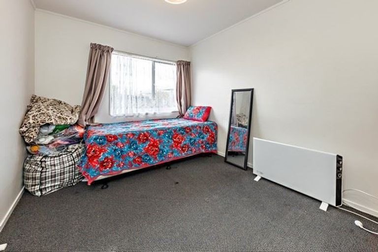 Photo of property in 2/174 Old Wairoa Road, Papakura, 2110