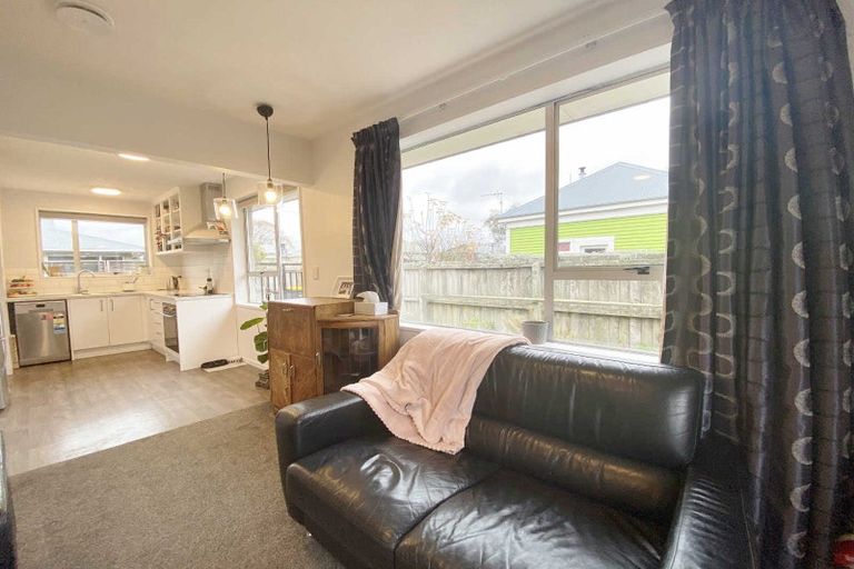 Photo of property in 2/34 Vienna Street, Waltham, Christchurch, 8023