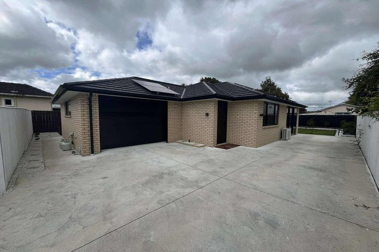 Photo of property in 14a Rutland Street, Levin, 5510