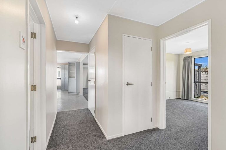 Photo of property in 41 Acacia Street, Kelvin Grove, Palmerston North, 4414