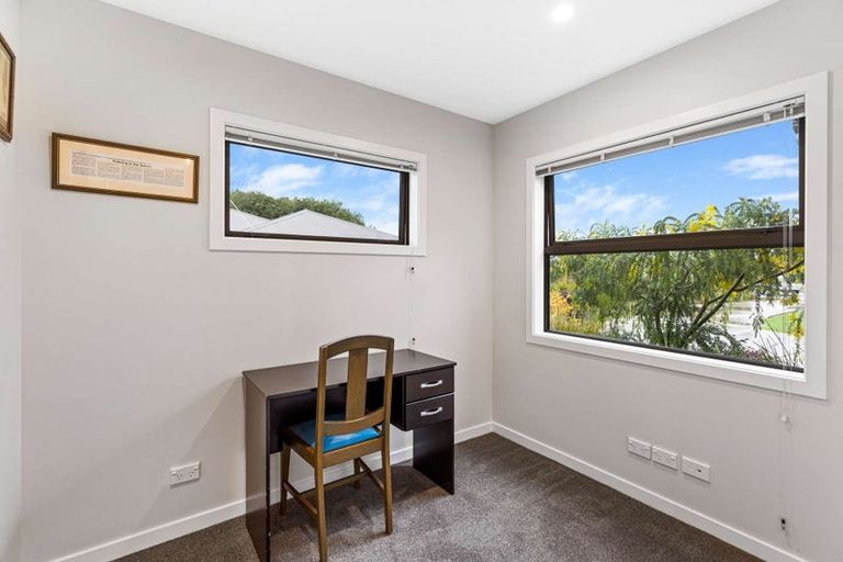 Photo of property in 16 Kilsby Place, Levin, 5510